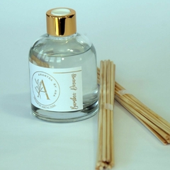 Difusor de Aromas Bamboo Dreams: Elevando a Serenidade do Seu Espaço com Elegância Natural