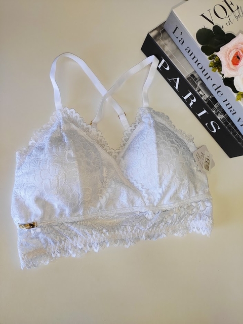 Conjunto de renda com aro preto - Lofi - lingeries em evidência para  mulheres livres e autênticas.