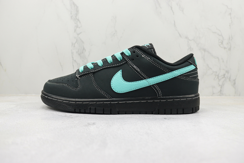 Tiffany store sb dunk