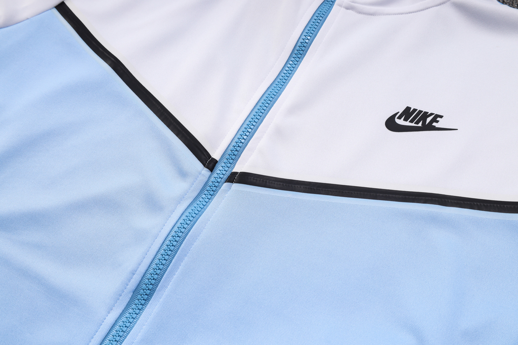 Conjunto de Moletom Nike Sportswear Tech Fleece Branco e Azul