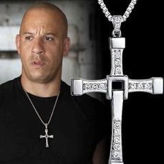 Corrente de Cruz Toretto em Aço Inoxidável ou Banhada Ouro 18k - Mix Acessórios