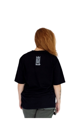 Camiseta Oversized MALIXA CLOTHING Adulto. - comprar online