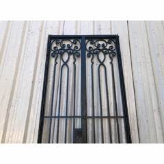 Puerta de frente o entrada antigua de hierro forjado con marco código 11077