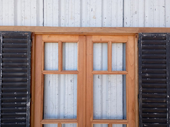 Ventana De Madera Cedro Con Celosias Cod.12413 Chapasusadas - chapasusadas