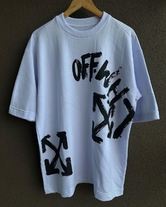 Camiseta Off-White Oversize na internet