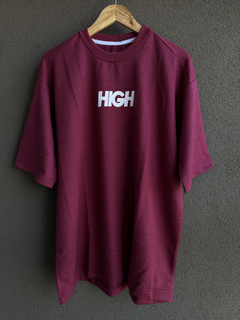 Camiseta High Oversize na internet