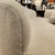 Sillón Curvo Bouclé - comprar online