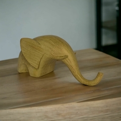 Escultura Elefante na internet