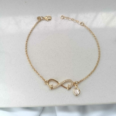 Pulseira Infinito Cravejada Banhada a Ouro 18K