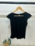 REMERA CUELLO EN V CON BRODE - tienda online