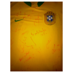 Camisa Oficial Seleção Brasileira 2006 - Nike - Autografada Pelo Time! - Reliker - O Mundo dos Colecionáveis