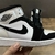 TÊNIS NIKE AIR JORDAN 1 MID SE CARBON WHITW , BLACK