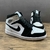 TÊNIS NIKE AIR JORDAN 1 MID SE CARBON WHITW , BLACK na internet