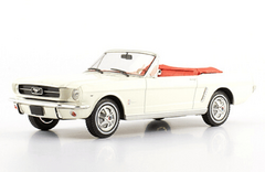 Autos Inolvidables Ford Mustang Convertible Escala 1:24 Salvat