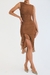 Graciosidade Plissada: Explore o Encanto do Vestido Midi Elegante Ozision - Um Robe Ruched Sem Costas que Eleva Sua Elegância com Estilo e Sofisticação!" - loja online