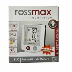 Baumanómetro digital de muñeca Rossmax S150, con pantalla que muestra medidas de presión arterial y pulso, en su empaque original.