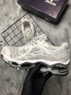 MIZUNO PROPHECY 1 WHITE na internet