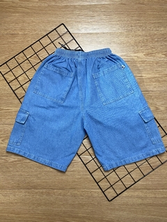 Imagem do BERMUDA JEANS CARGO AZUL CLARA