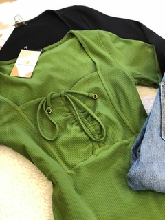 Blusa Canelada Verde - Yexx - comprar online