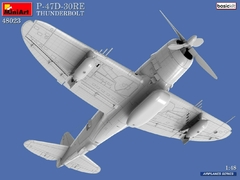 P-47D-30RE Thunderbolt 1/48 - Edição Básica MiniArt 48023 na internet