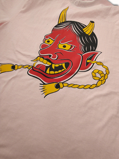 Camiseta "Hannya" na internet