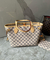 Bolsa Louis Vuitton na internet