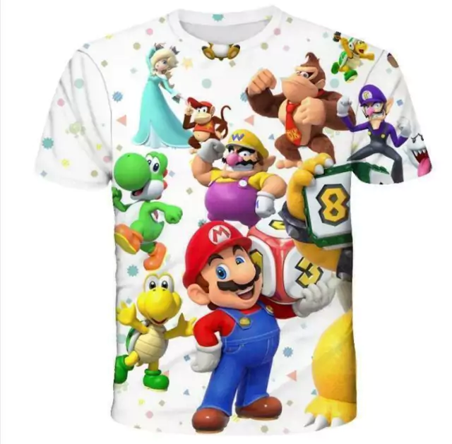 Camiseta infantil com personagens do Super Mario, incluindo Mario, Luigi, Yoshi e outros, em um design colorido e divertido.
