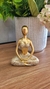 ESTATUETA DE RESINA DOURADA- YOGA - comprar online