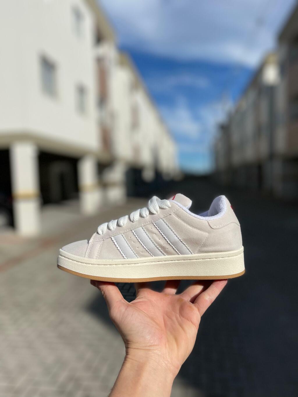 Adidas off white shops preço