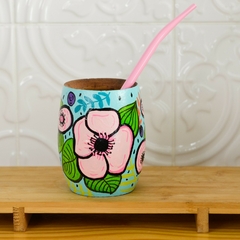 Mate pintado a mano con bombilla. Flor rosa - comprar online