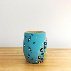 Mate pintado a mano con bombilla. Celeste azul - comprar online