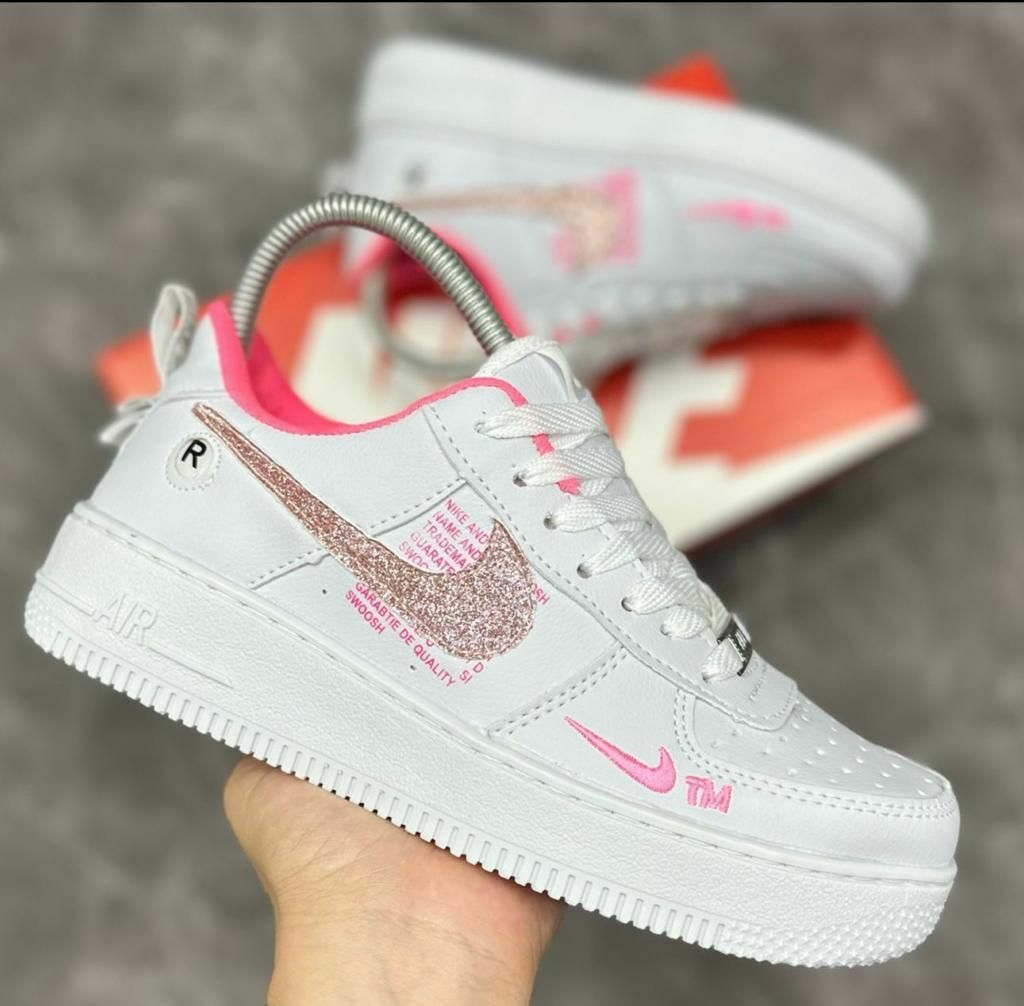 Glitter nike best sale air force 1