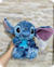 Stitch de Pelúcia Disney Big Feet 30cm