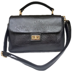 #119 Bolsa de piel negra con flores - comprar en línea