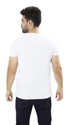 Camiseta Básica CA® 100% Algodão fio 30.1 gola redonda