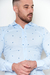 Camisa tela estampada elastizada celeste 5 - comprar online