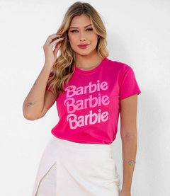 T-Shirt Barbie na internet