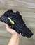 Vapormax Plus Preto com detalhe Dourado - comprar online