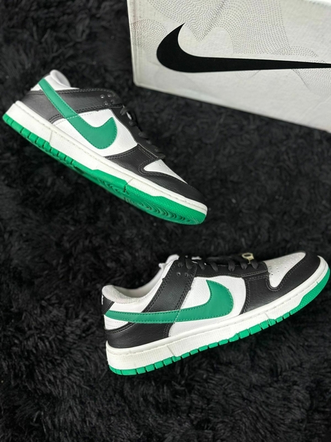 Celtic hotsell nike dunks