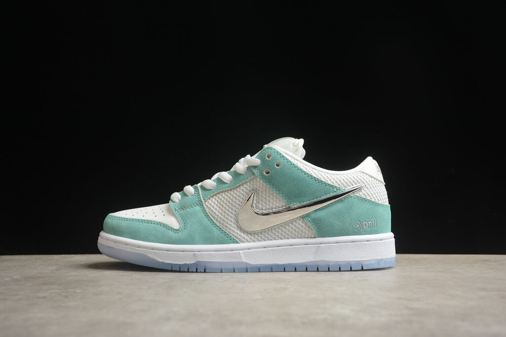 Nike sb sale dunk low mint