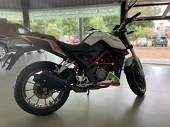 BENELLI TNT25 250CC 2021 en internet