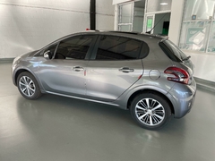 PEUGEOT 208 1.6 ALLURE 2017