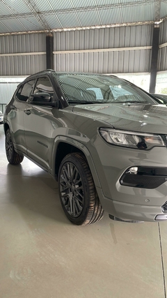 JEEP COMPASS 1.3T 270 SERIE-S AT 2023 - ZAFRO AUTOS