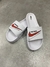 Chinelo Slide Nike - Branca e Vermelha