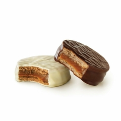 alfajores cachafaz de chocolate mixto - comprar online