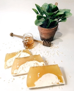 jabón de glicerina natural avena y miel