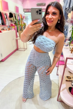 Conjunto calça e top Bia na internet