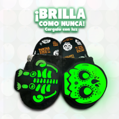 Pantufla Calavera Brillante - melosos