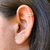 Brinco Ear Cuff Mini Corações Vazados Folheado Em Ouro 18k - comprar online