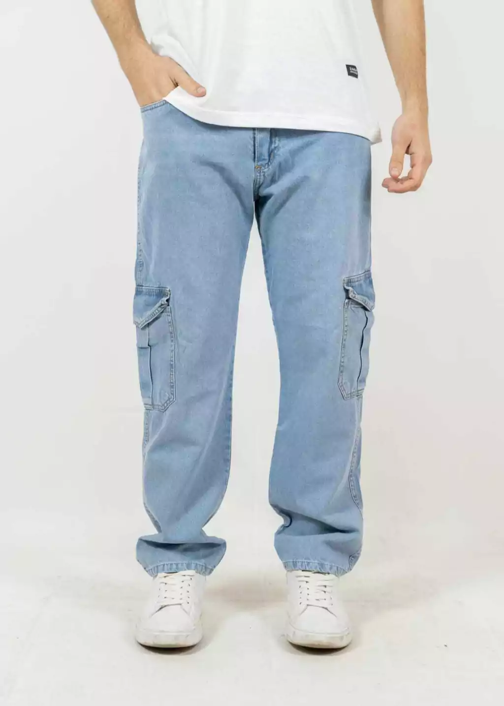 JEANS CARGO RECTO CELESTE